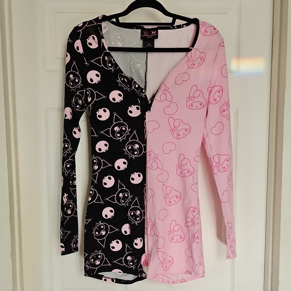 Black and Pink Split Long Sleeve Dress